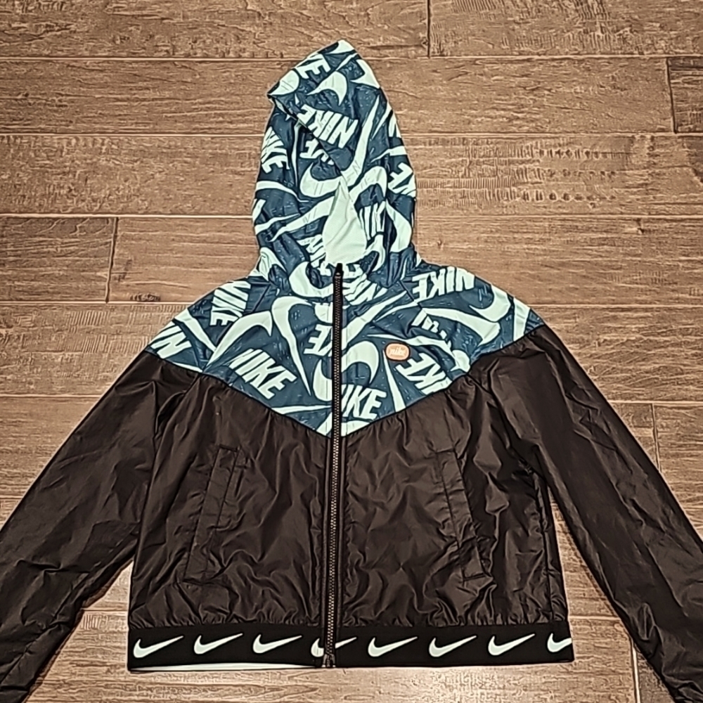 Nike Girl's Hoodef Windbreaker sz xl